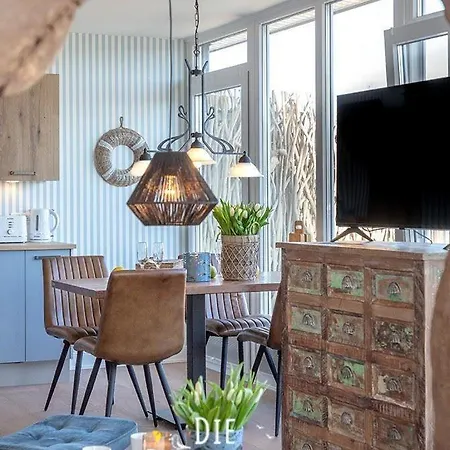 Suite-7 *